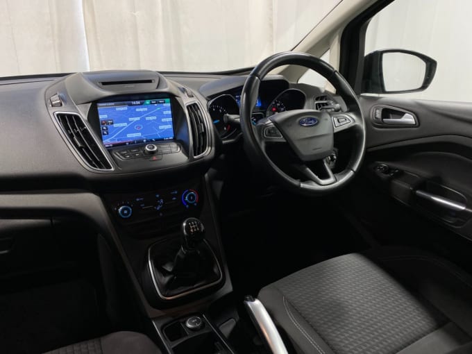 2025 Ford C-max