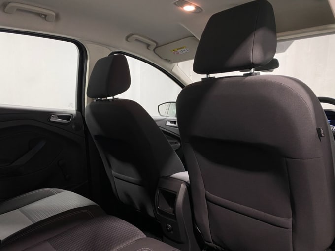 2025 Ford C-max