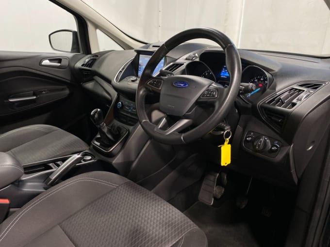 2025 Ford C-max
