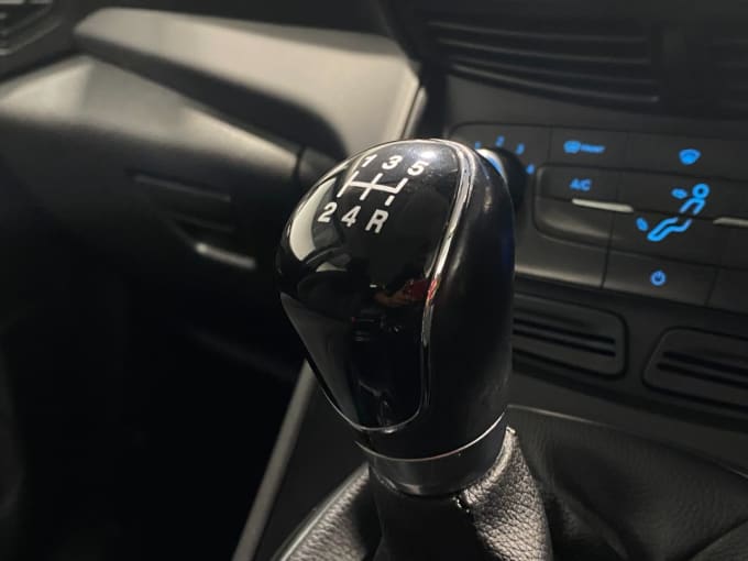 2025 Ford C-max