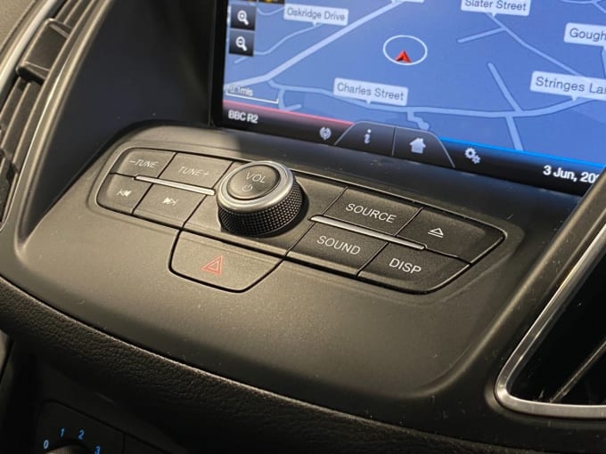 2025 Ford C-max