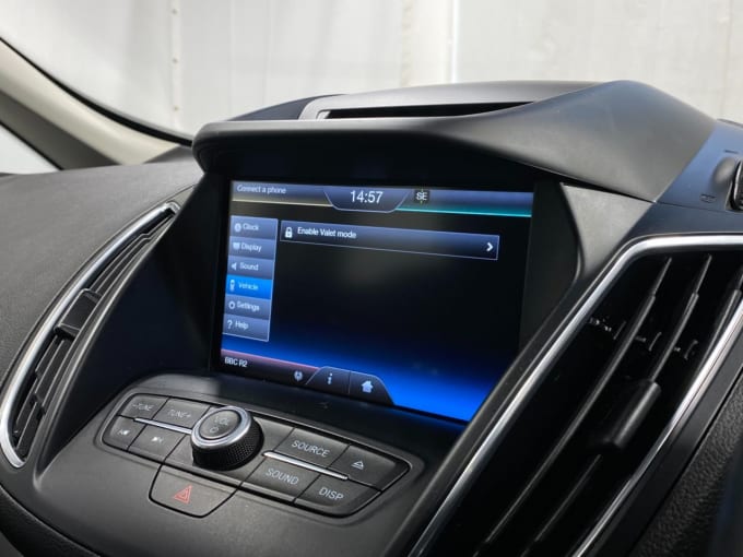2025 Ford C-max