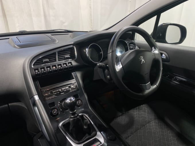2025 Peugeot 3008