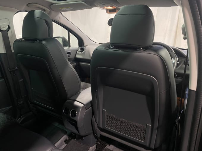 2025 Peugeot 3008
