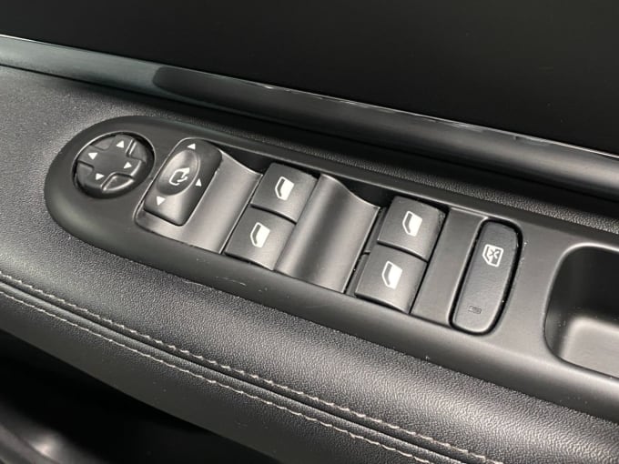 2025 Peugeot 3008