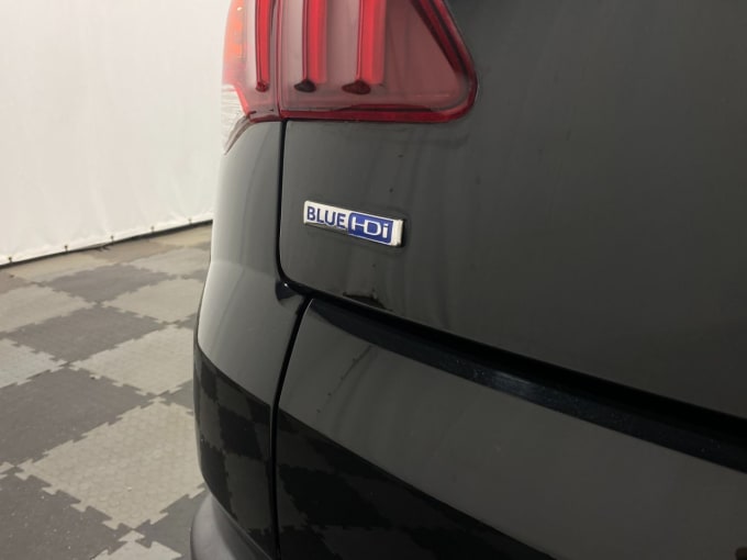 2025 Peugeot 3008