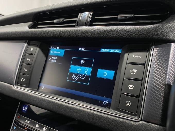 2025 Jaguar Xf