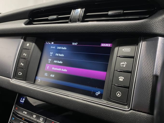 2025 Jaguar Xf