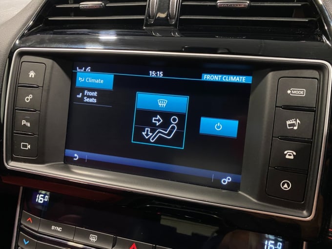 2016 Jaguar Xe
