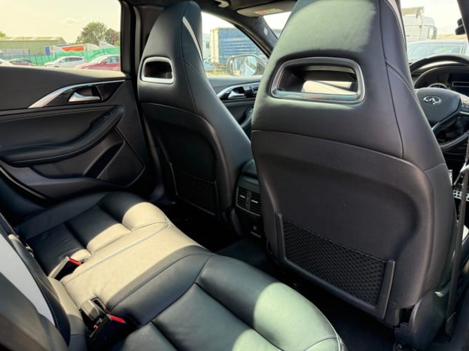 2025 Infiniti Q30