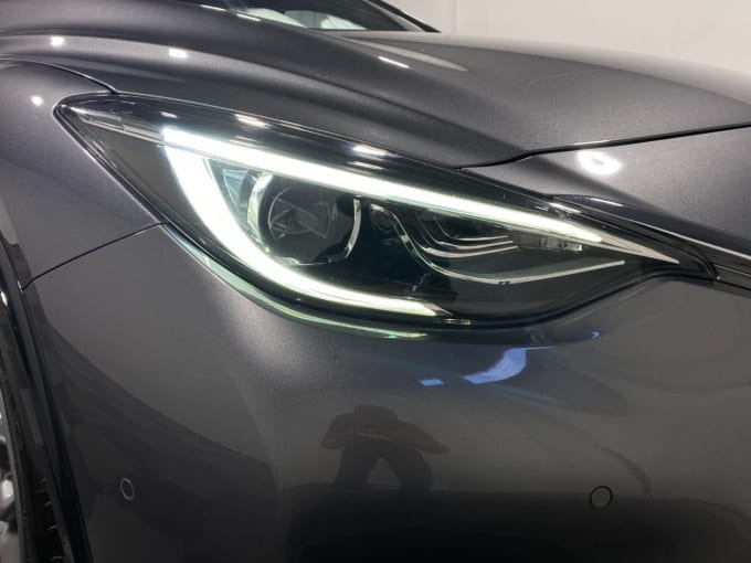 2025 Infiniti Q30