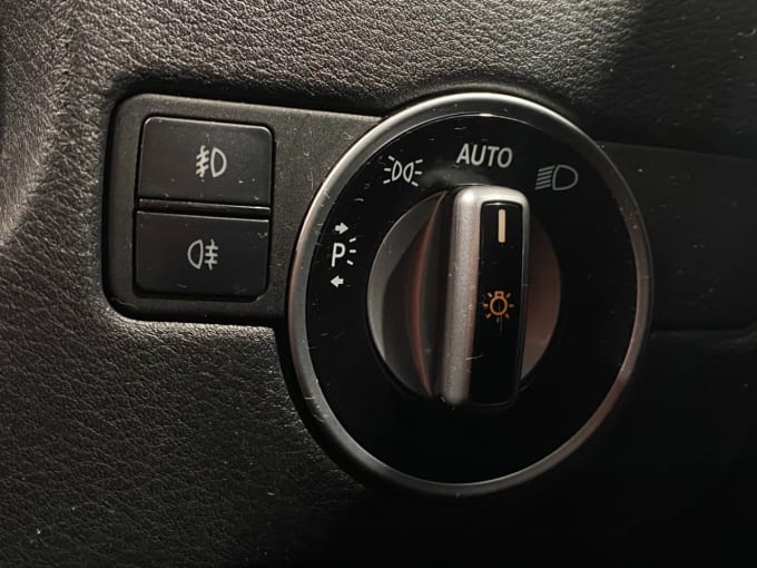 2025 Infiniti Q30