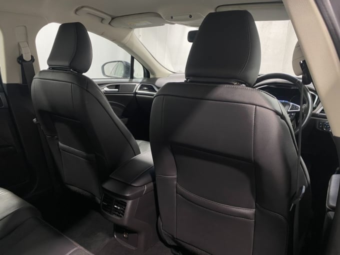 2025 Ford Mondeo
