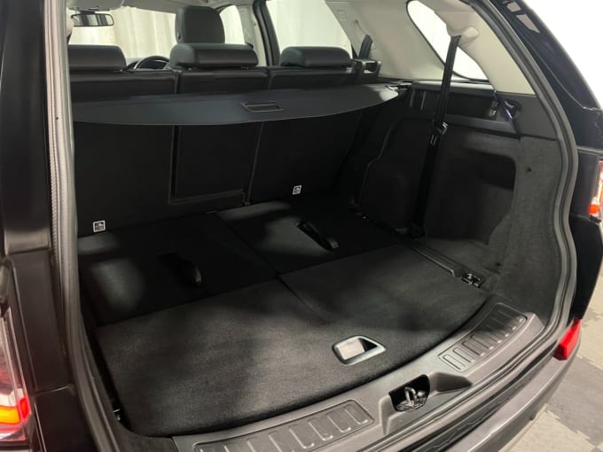 2025 Land Rover Discovery Sport