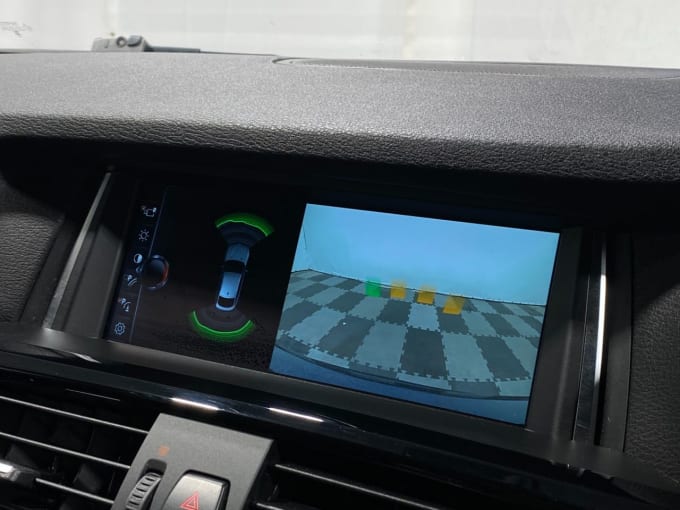 2025 BMW X4