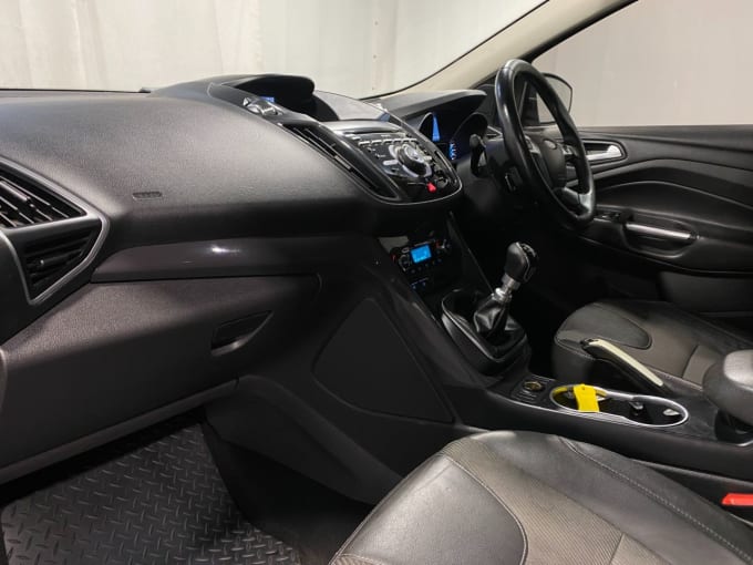 2025 Ford Kuga