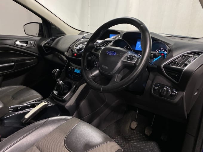 2025 Ford Kuga