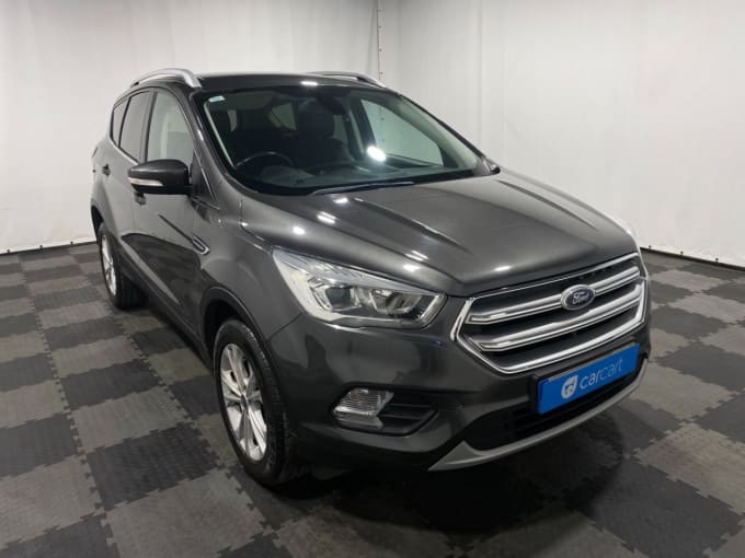 2025 Ford Kuga