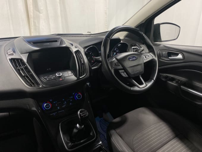 2025 Ford Kuga