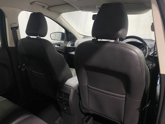 2025 Ford Kuga