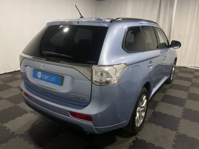2025 Mitsubishi Outlander