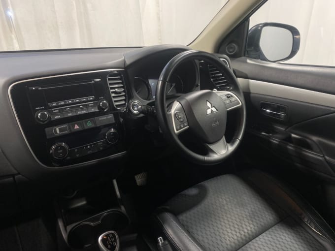 2025 Mitsubishi Outlander