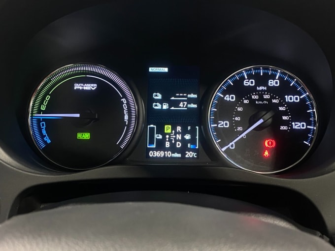 2025 Mitsubishi Outlander