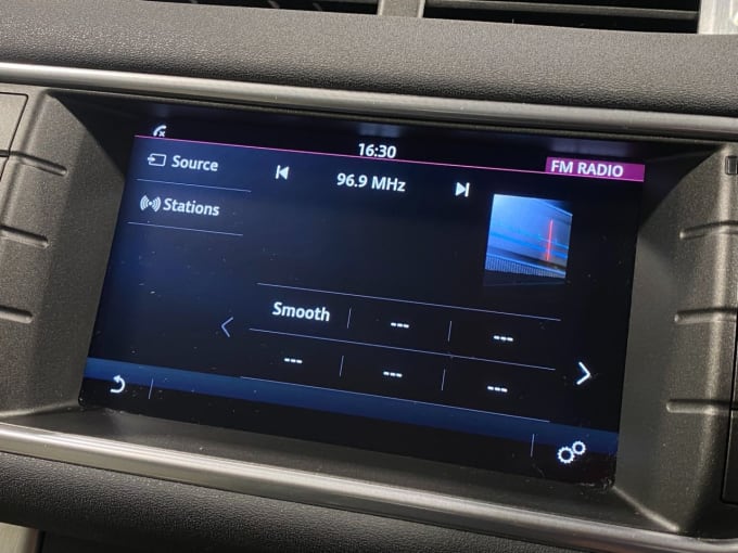 2025 Land Rover Range Rover Evoque