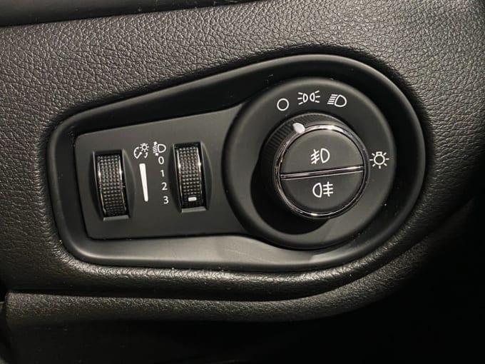 2025 Jeep Renegade