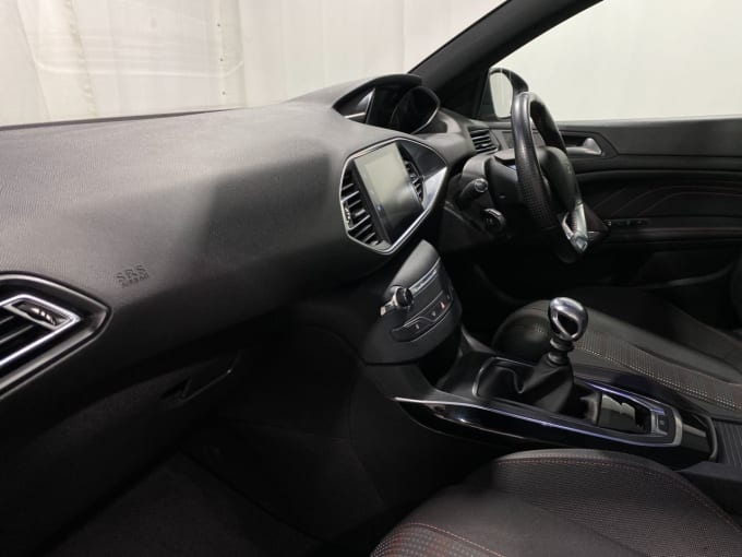 2025 Peugeot 308
