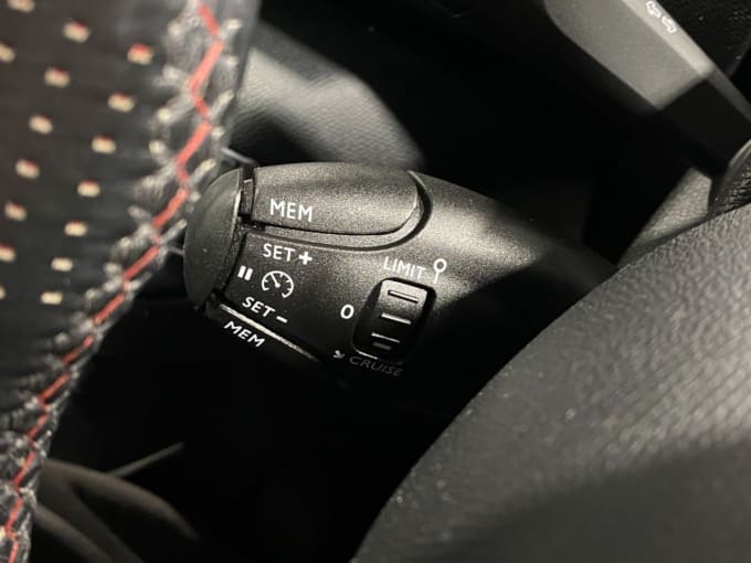 2025 Peugeot 308