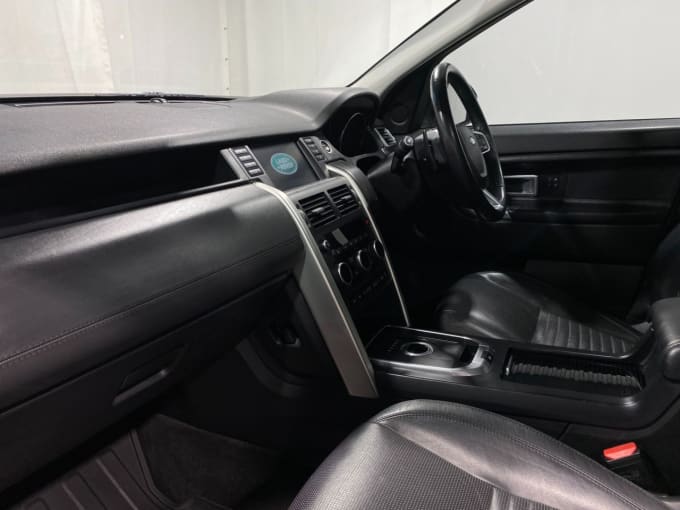 2025 Land Rover Discovery Sport