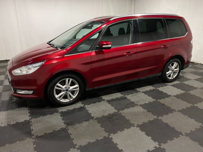 2025 Ford Galaxy