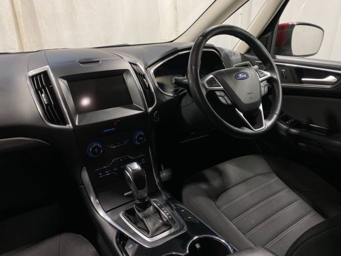 2025 Ford Galaxy
