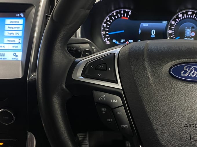 2025 Ford Galaxy
