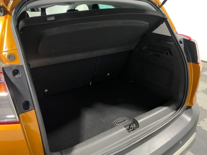 2025 Vauxhall Crossland X