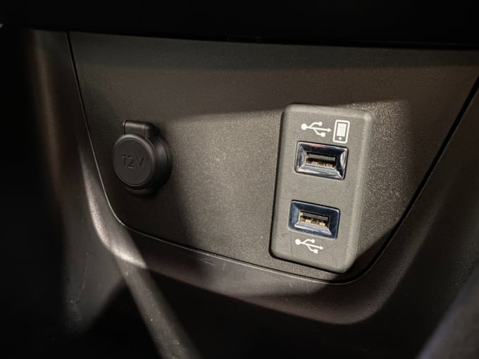 2025 Vauxhall Crossland X