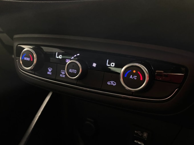 2025 Vauxhall Crossland X