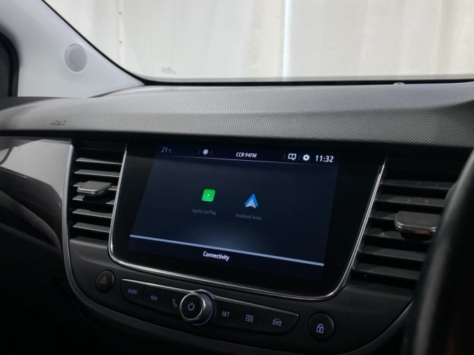 2025 Vauxhall Crossland X