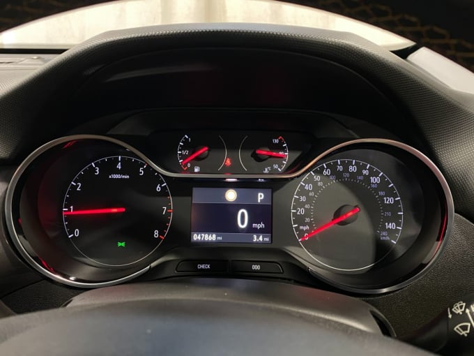 2025 Vauxhall Crossland X
