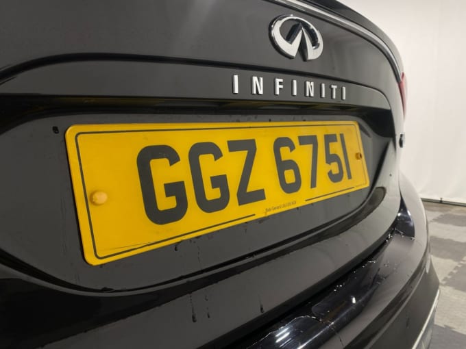 2025 Infiniti Qx30