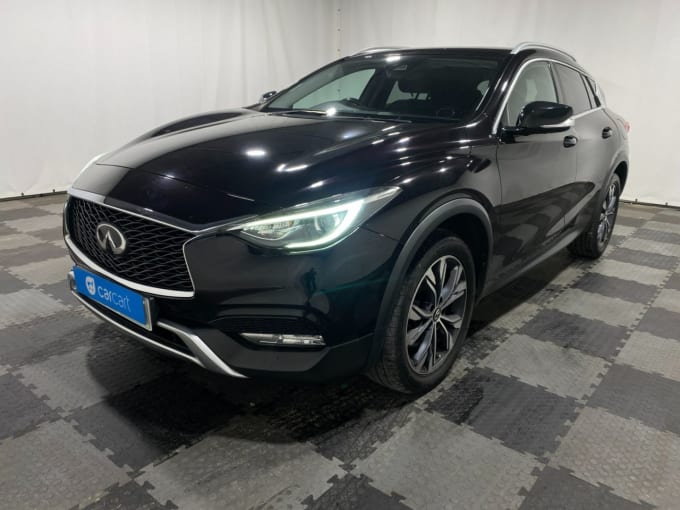 2025 Infiniti Qx30