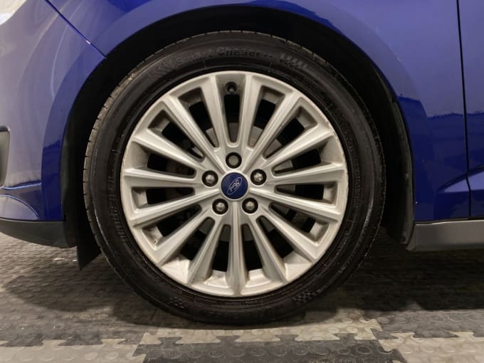 2025 Ford C-max
