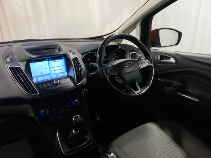 2025 Ford C-max