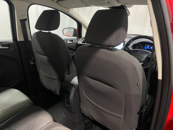2025 Ford C-max