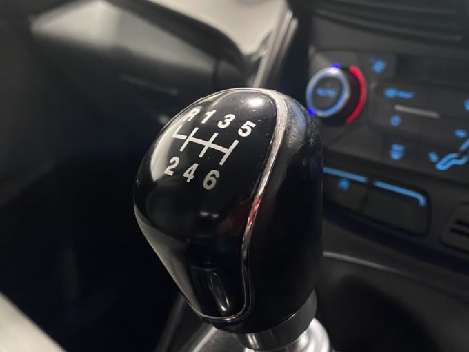 2025 Ford C-max