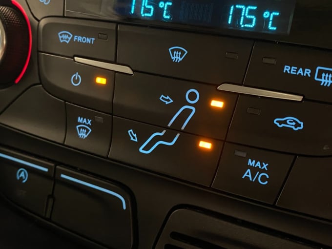 2025 Ford C-max