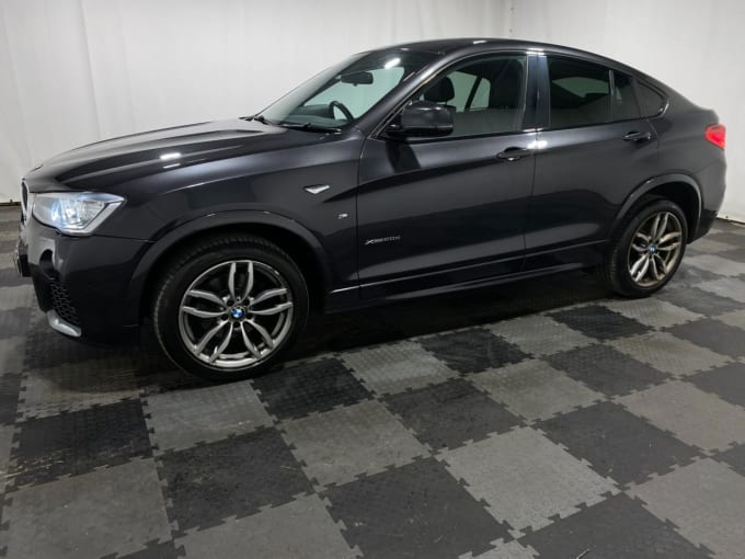 2025 BMW X4