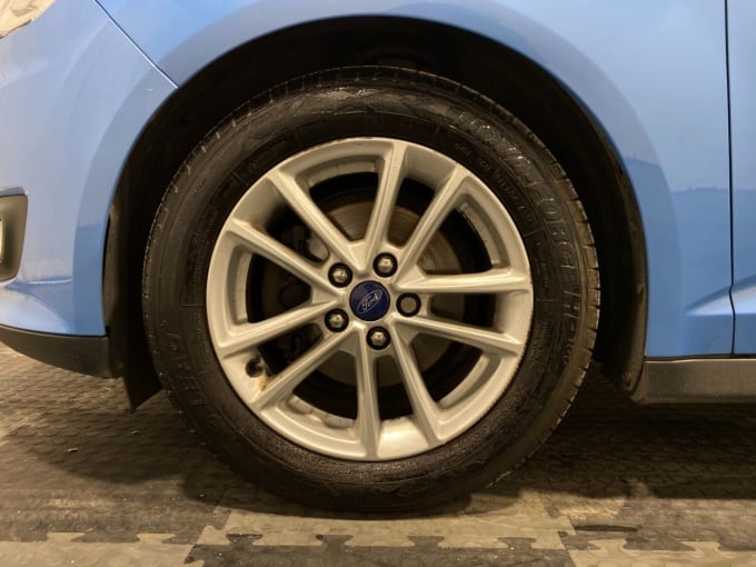 2025 Ford C-max