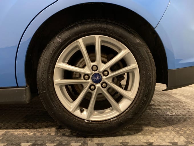 2025 Ford C-max
